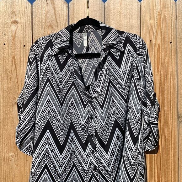 Take 50% OFF- Perception Women’s Blouse, Size-1X - Picture 2 of 6